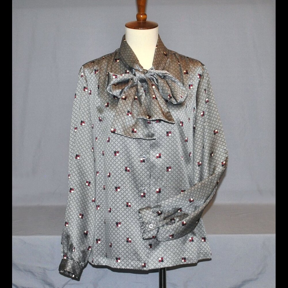 Vintage Lady Manhattan Pussycat Bow Blouse Size 10 Geometric Print Retro Mod Top